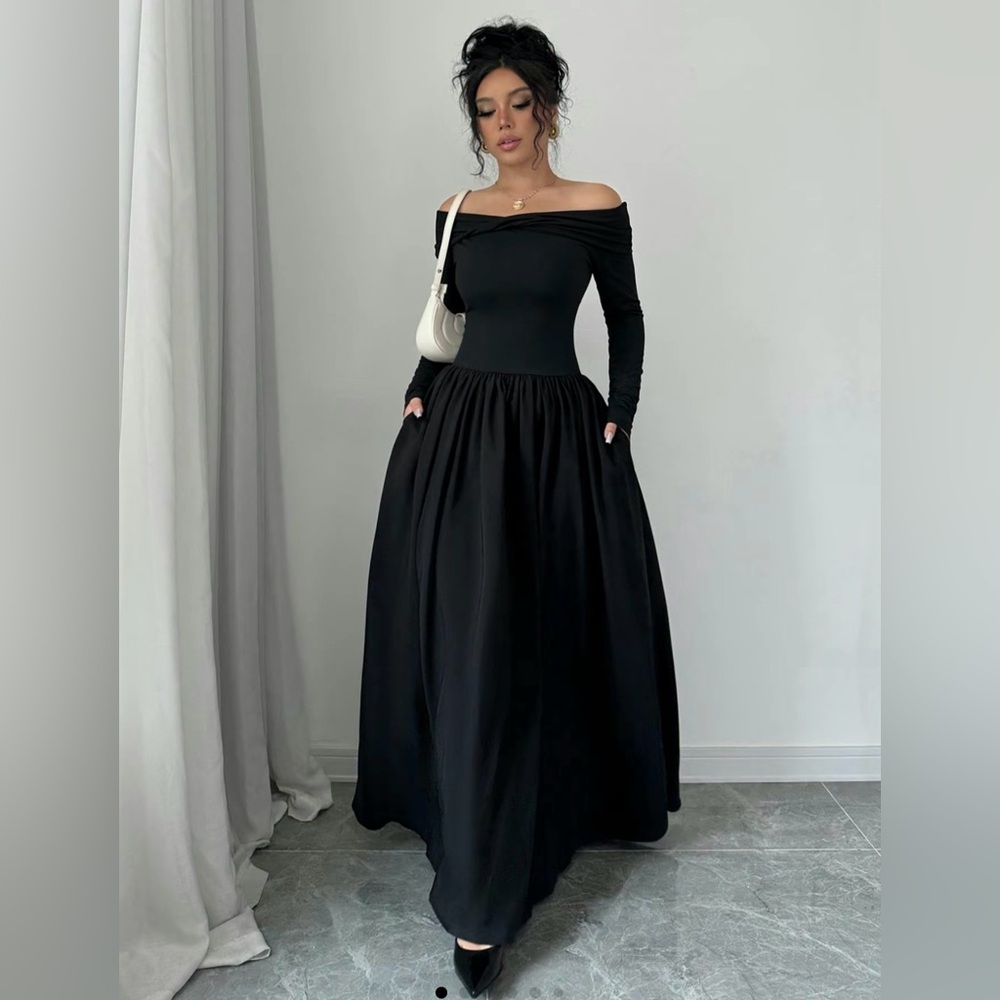 Black Off the Shoulder Dress with Pockets L
